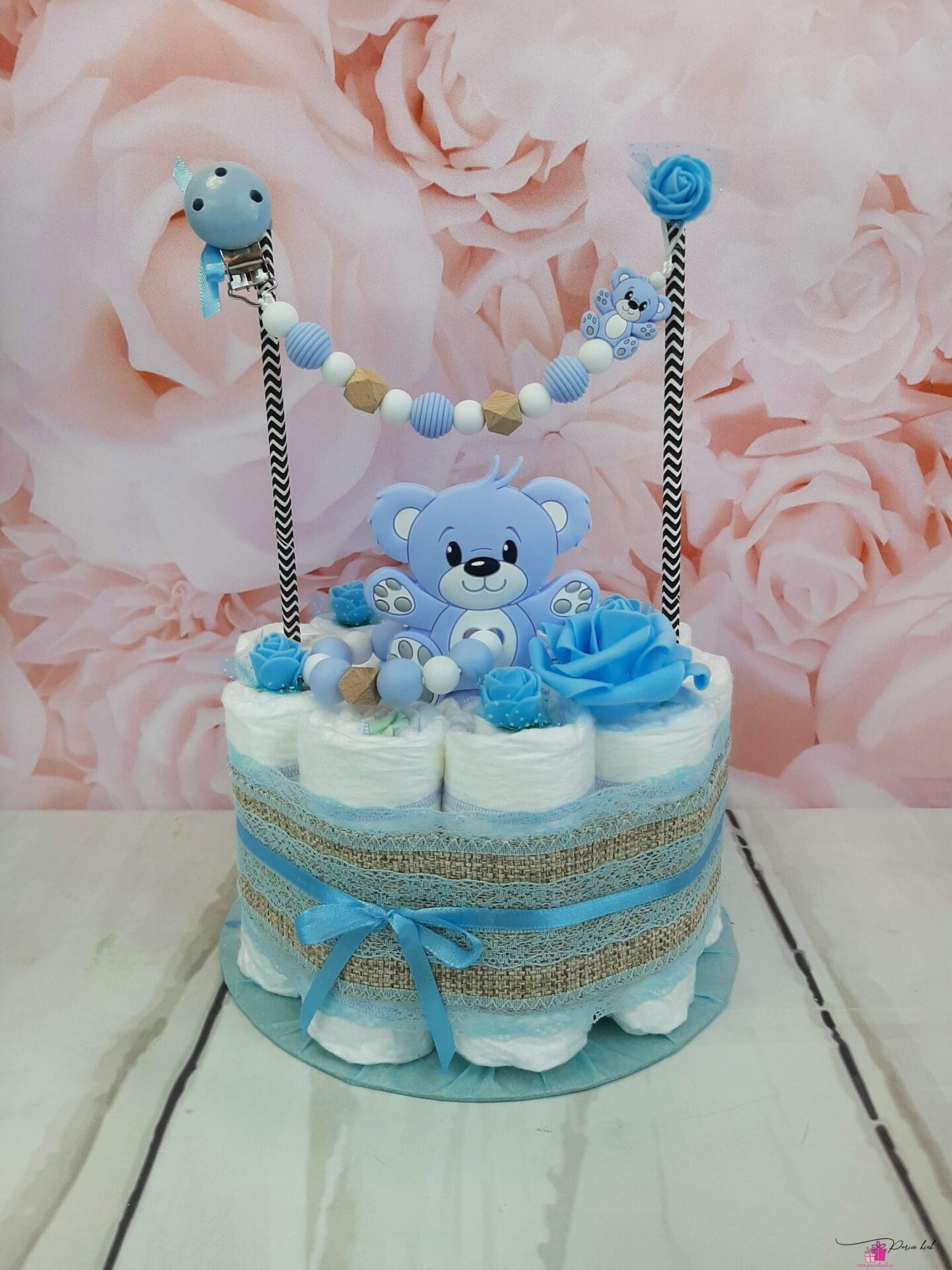 Sinine mähkmetort närimisrõnga ja lutiketiga