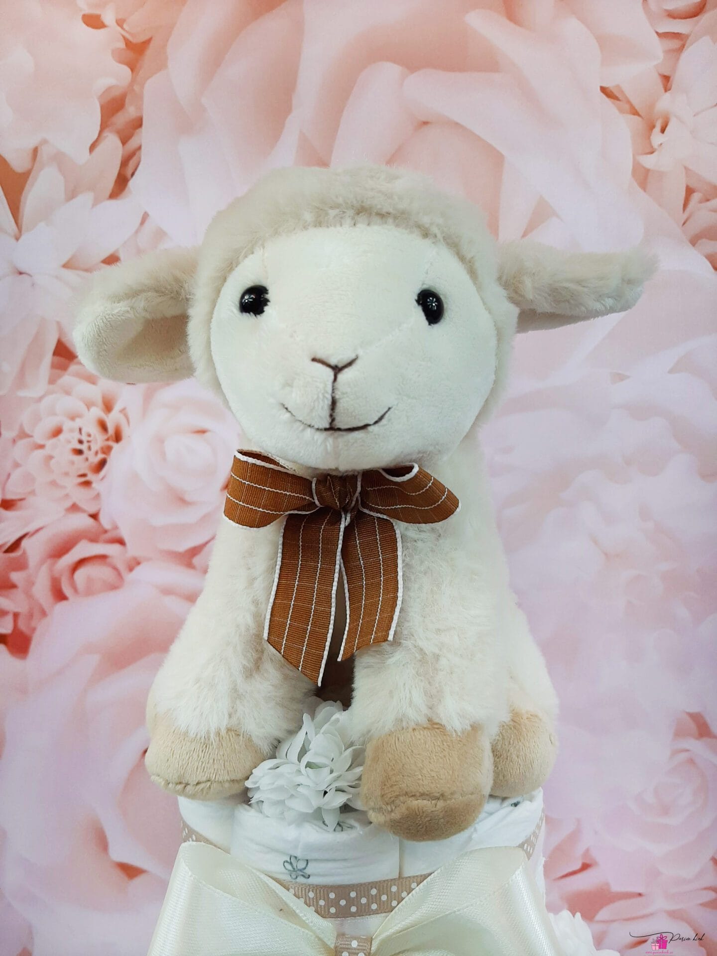 neutraalne mähkmetort lambaga 4