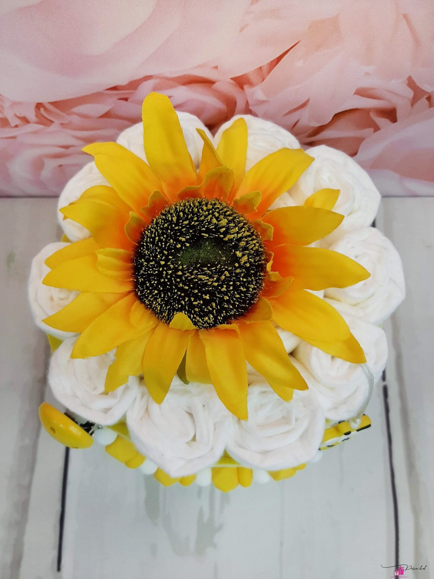 Kollane Pisike mähkmetort lutiketiga