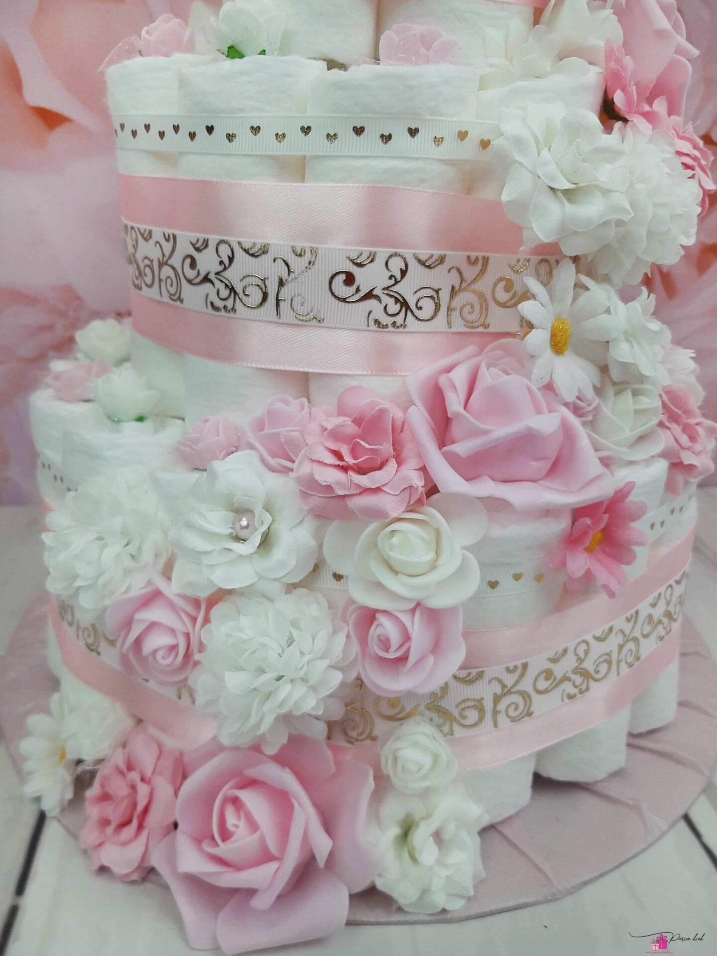 Lilledega mähkmetort kaisutekiga