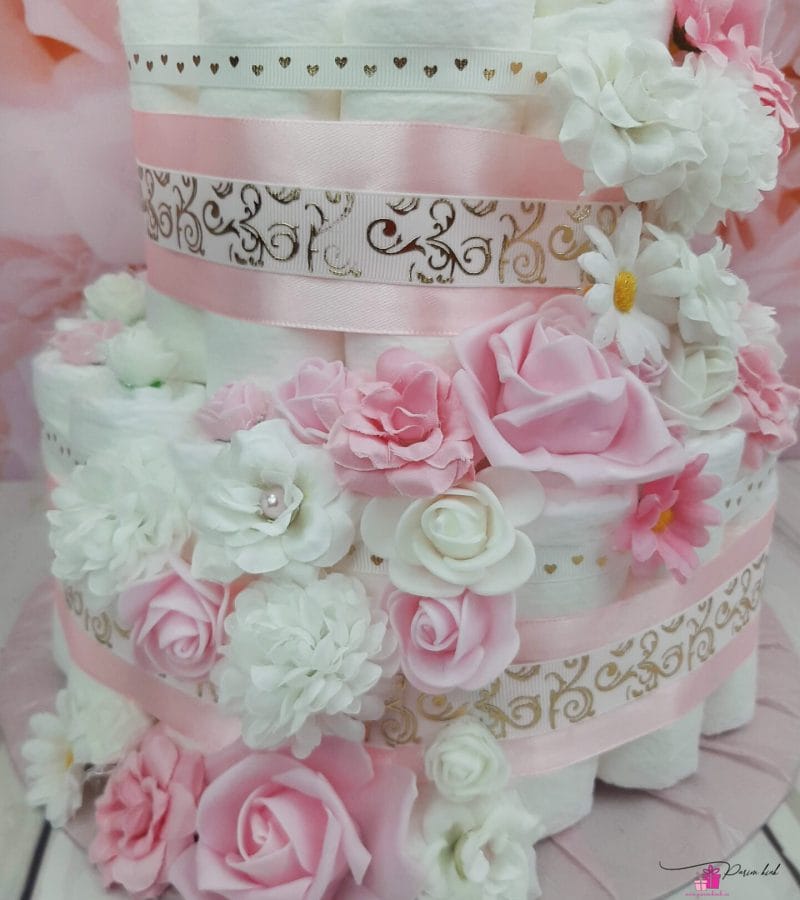 Lilledega mähkmetort kaisutekiga Lilledega mähkmetort kaisutekiga