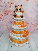 Oranž mähkmetort kaelkirjakuga