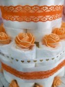 Oranz mähkmetort kõristiga 4