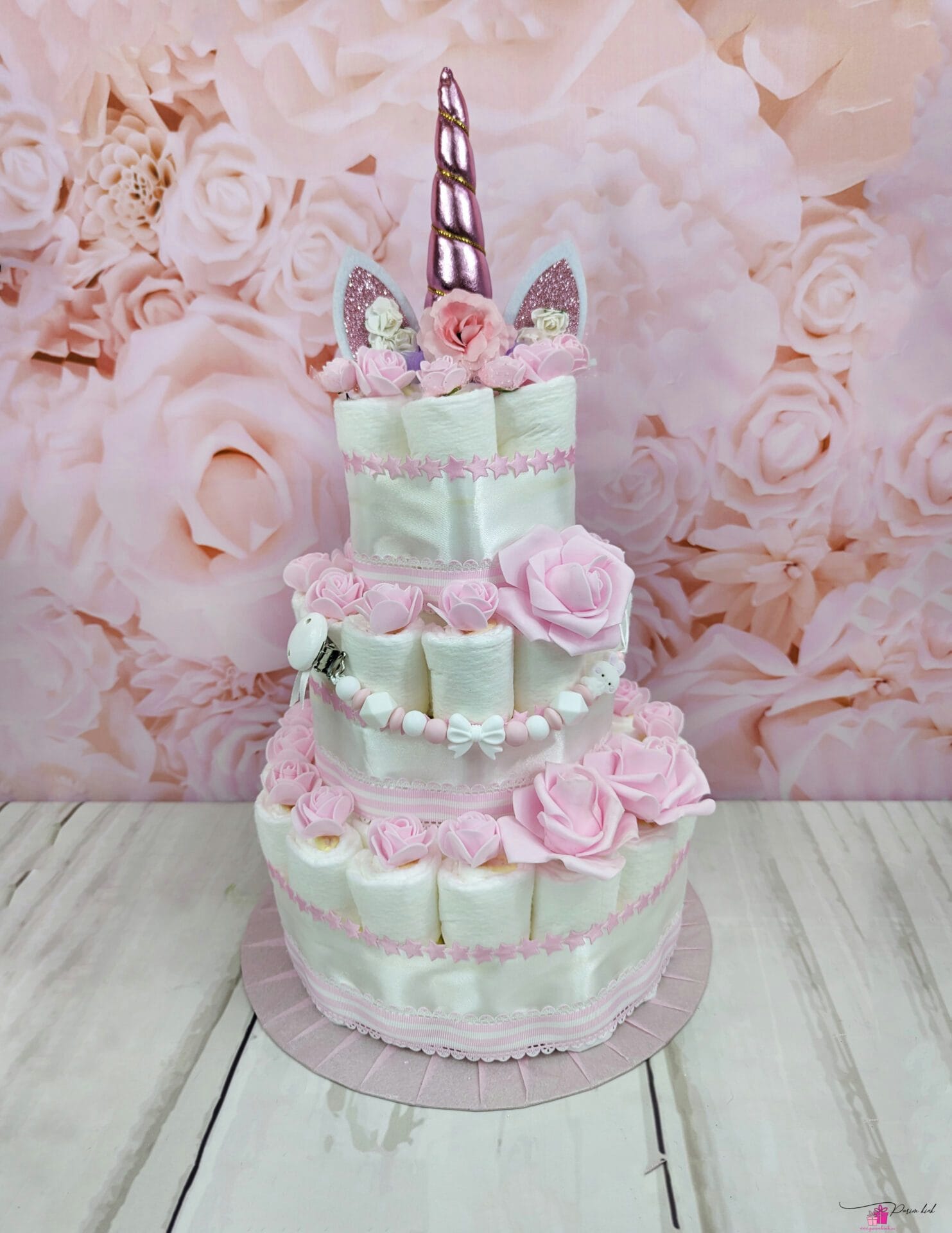 Heleroosa mähkmetort ükssarv 10