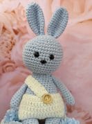 Helesinine mähkmetort amigurumiga 2