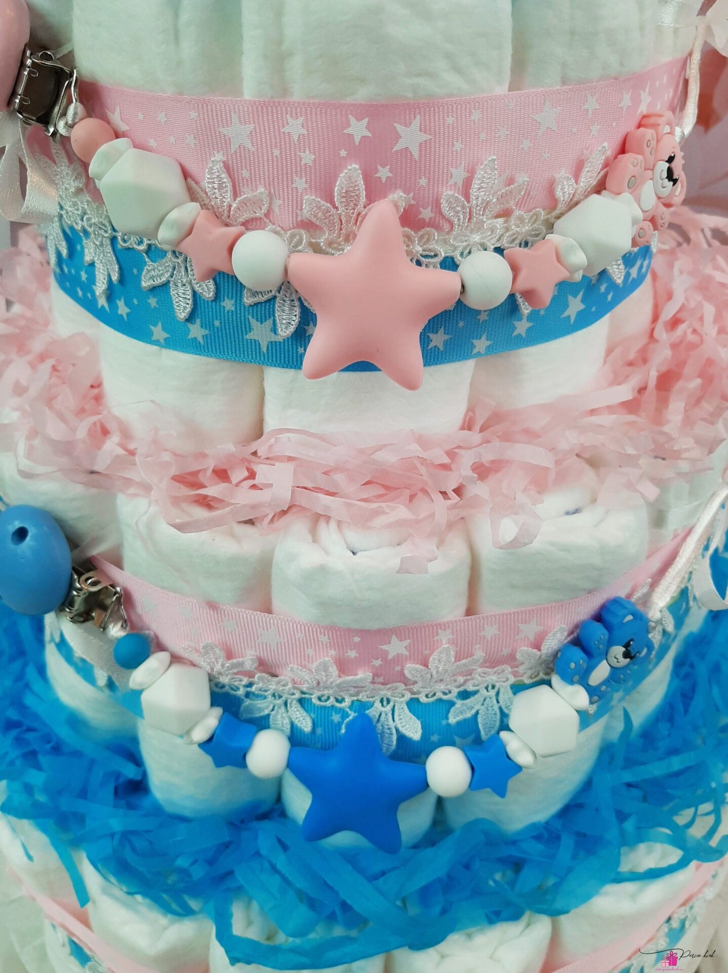 Kaksikute mähkmetort lutikettidega