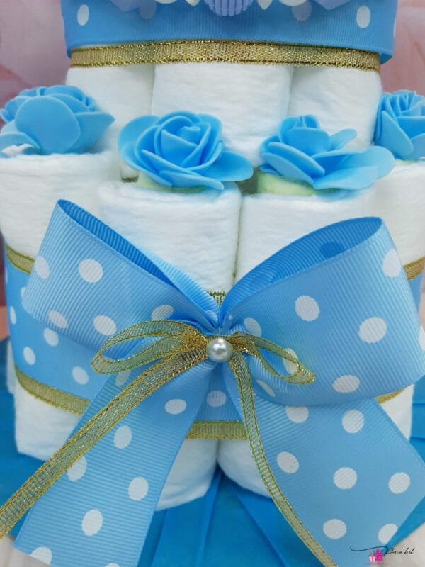 Kaksikute poiste mähkmetort lutikettidega