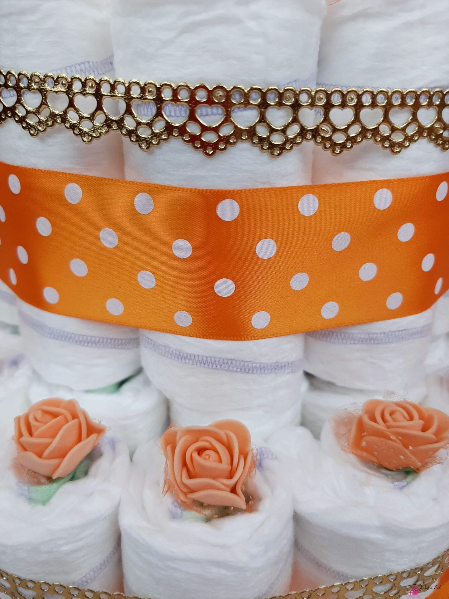 Oranž mähkmetort rebasegajpg