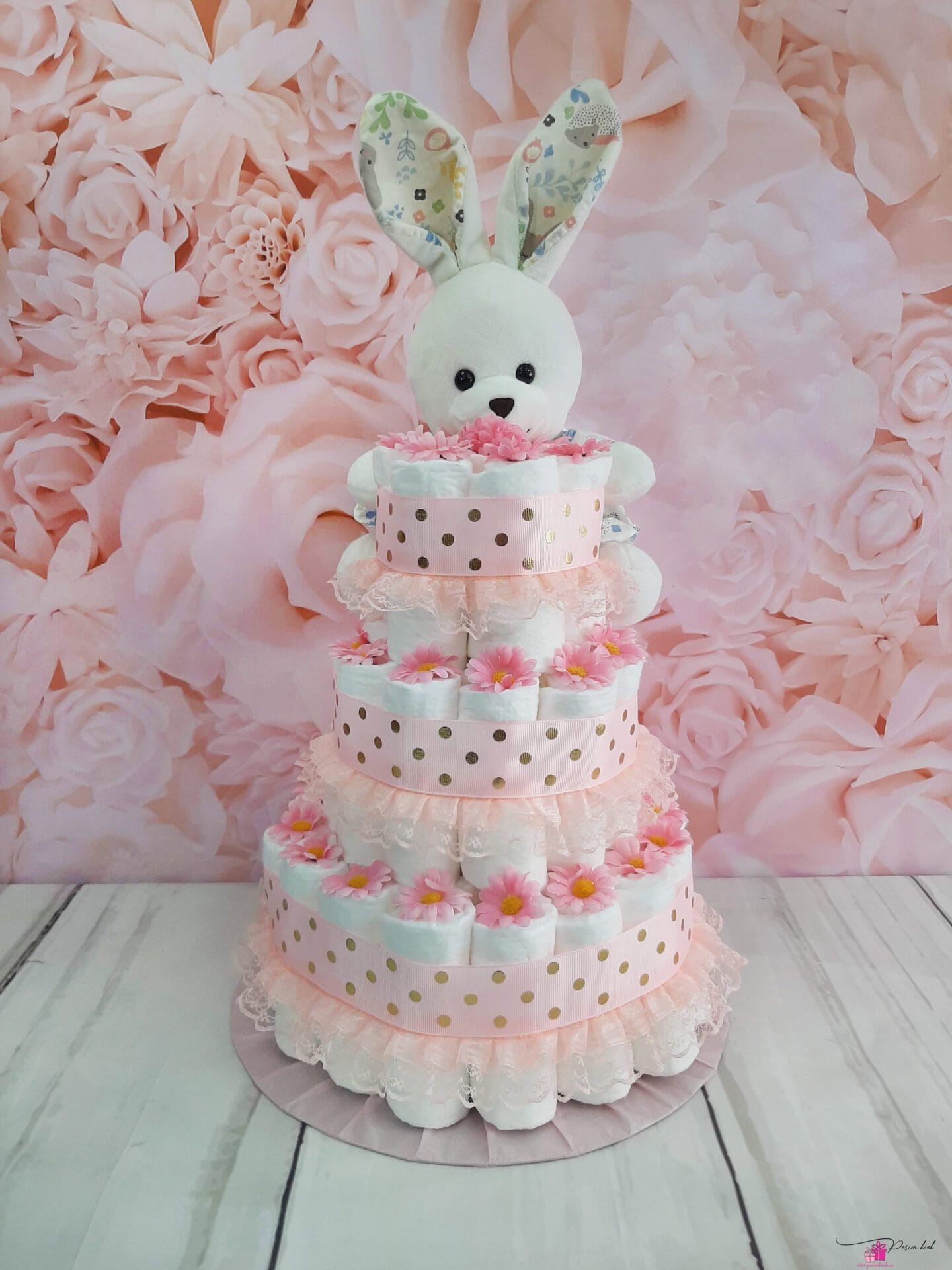 Roosa-Kuldne mähkmetort jänesega 1-3