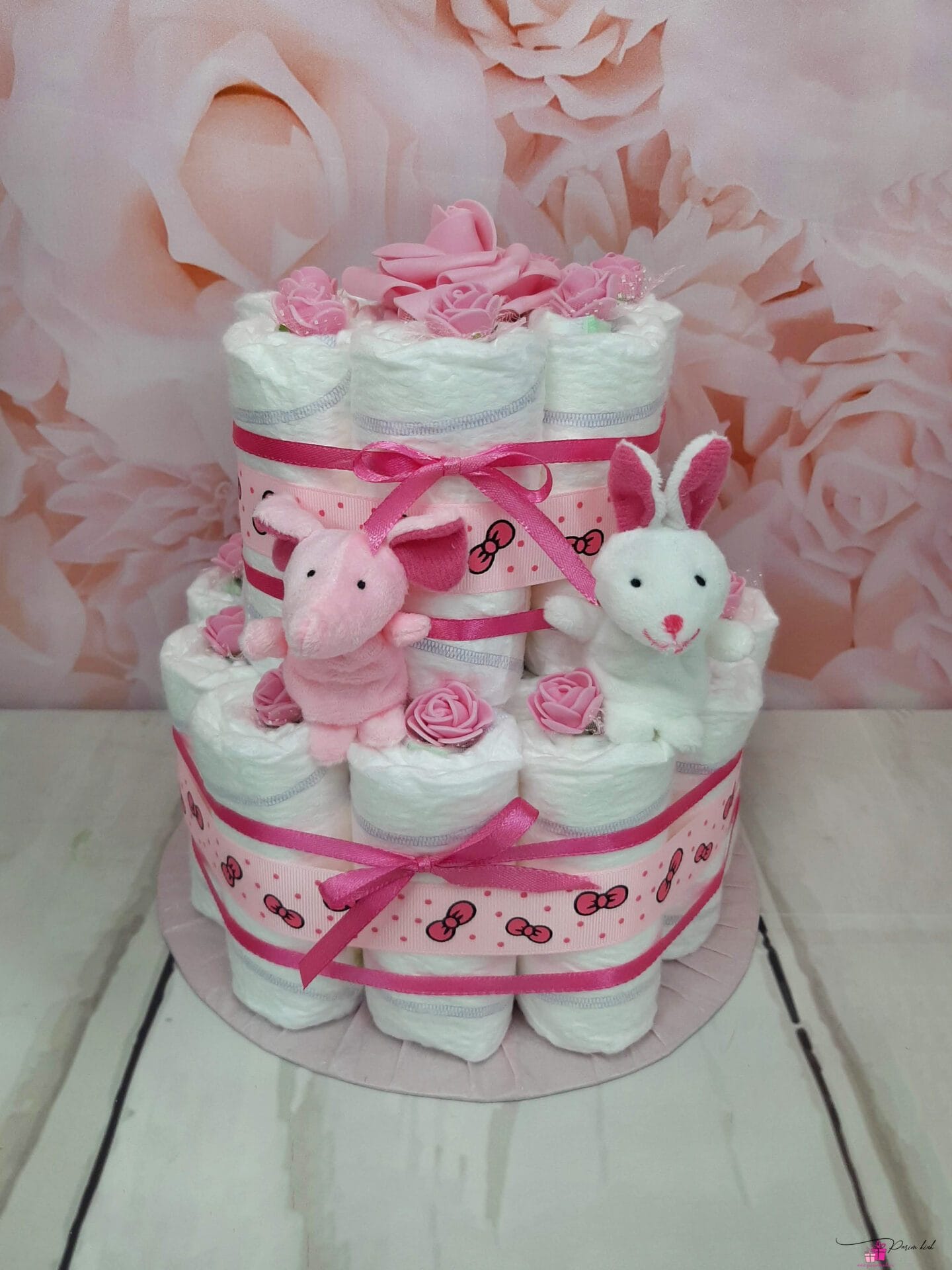 Roosa mähkmetort näpunukkudega 1