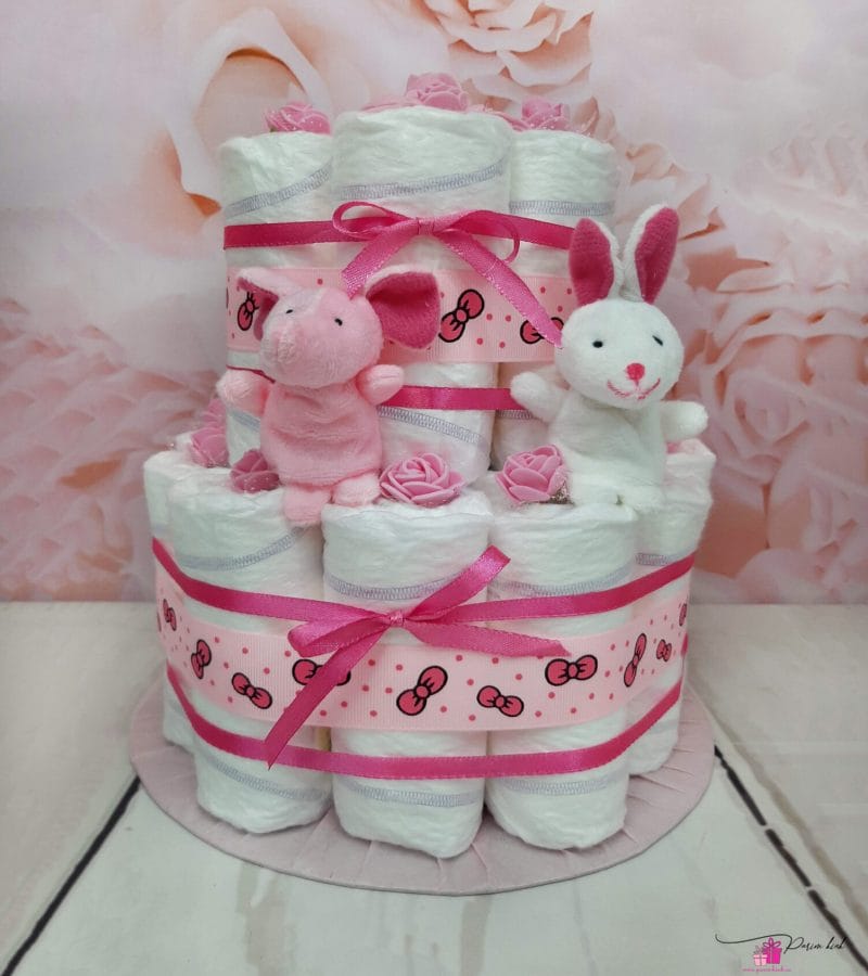 Roosa mähkmetort näpunukkudega