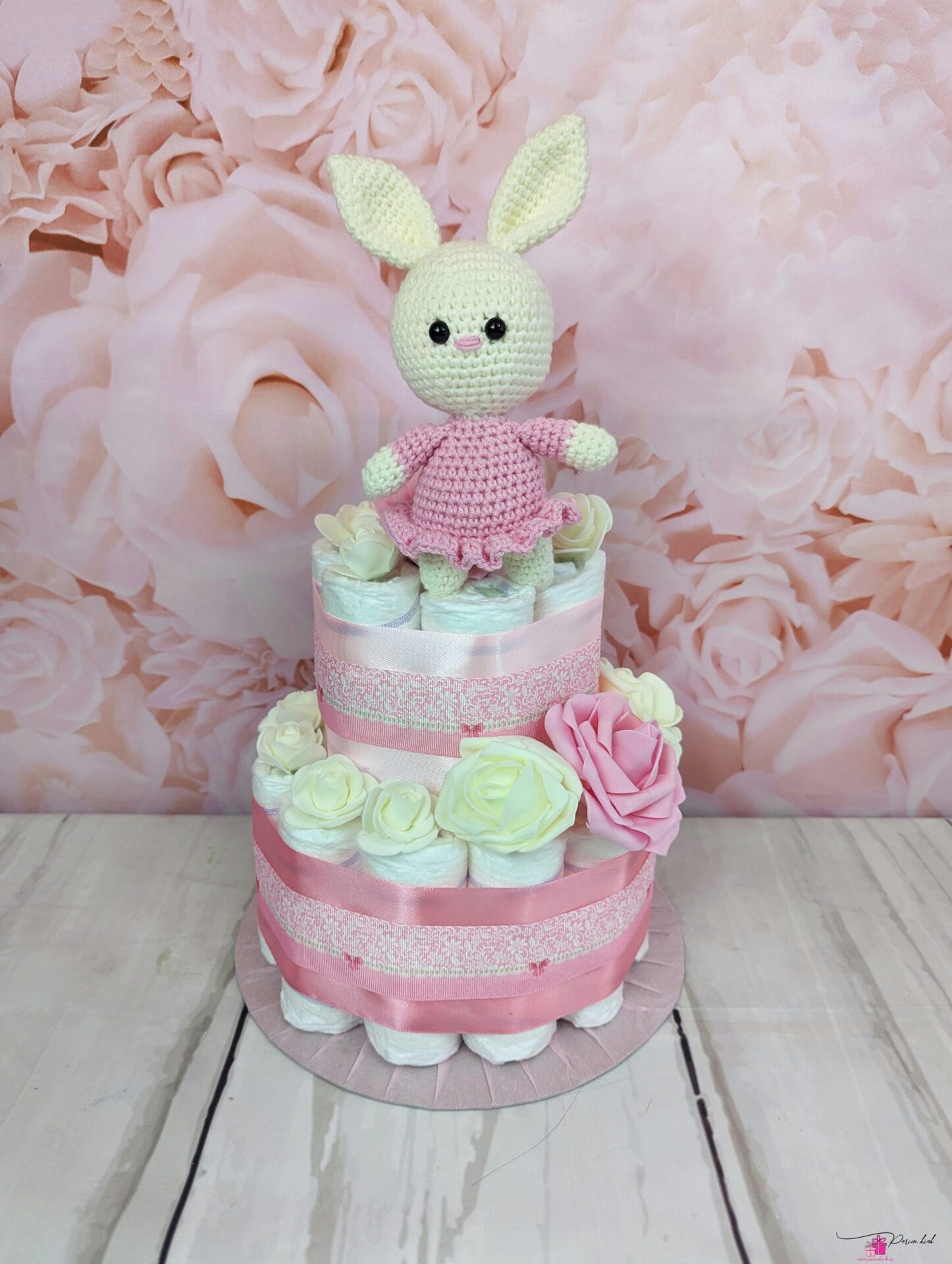 roosa väike mähkmetort amigurumiga 1-1