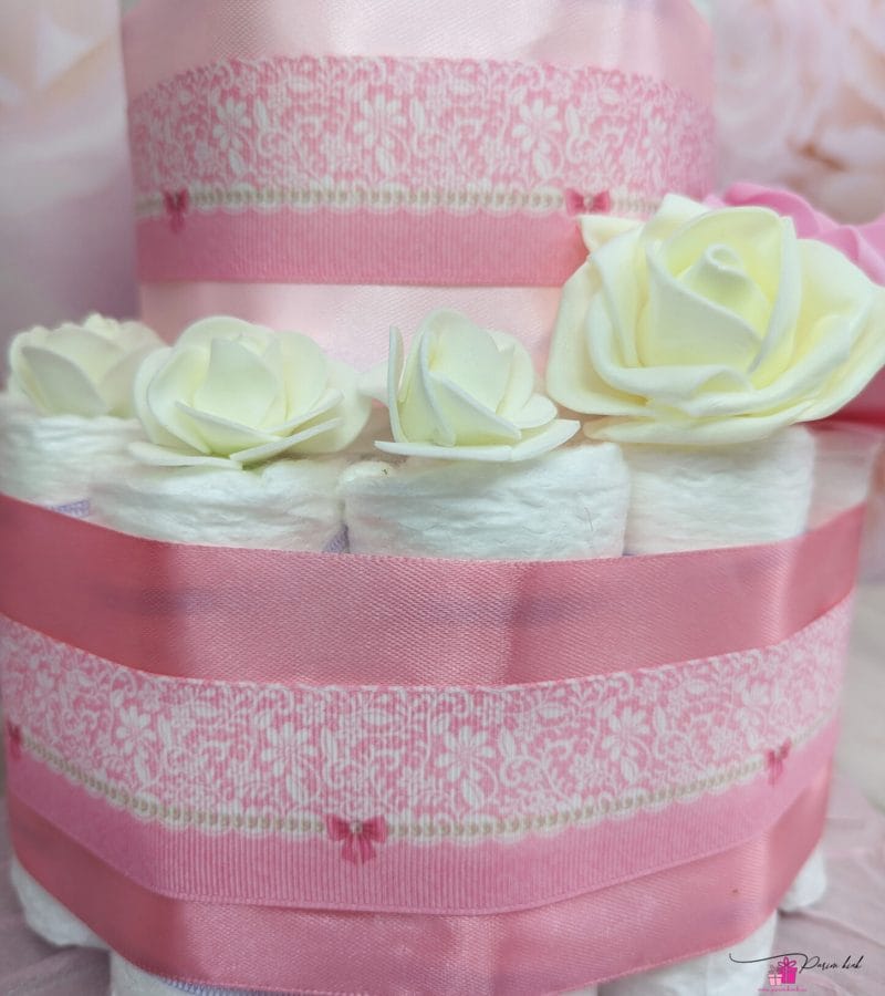 roosa väike mähkmetort amigurumiga 3-3 roosa väike mähkmetort amigurumiga 3-3