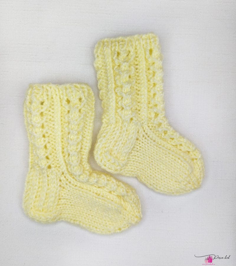 Helekollased pitssokid beebile. 1jpg Helekollased pitssokid beebile. 1jpg