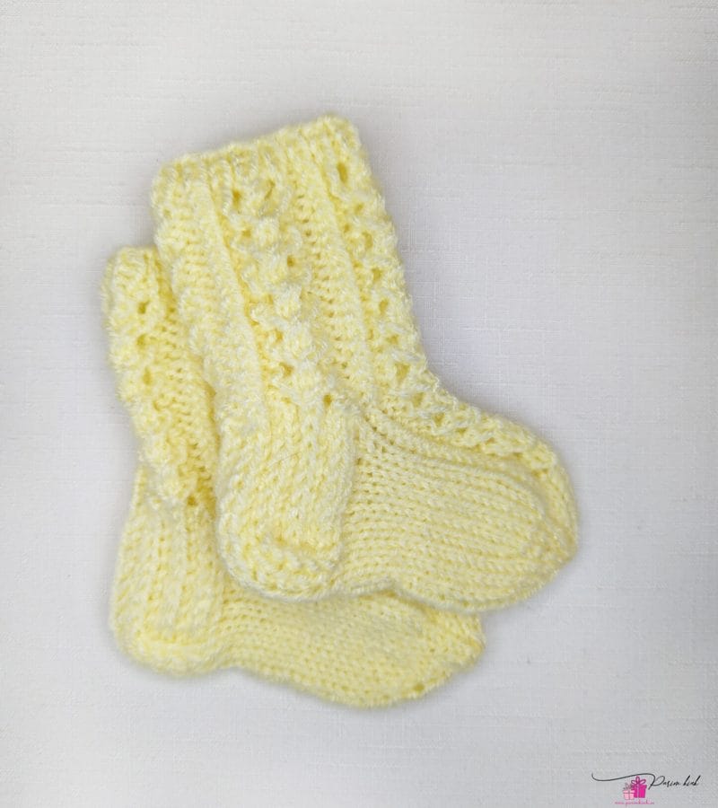 Helekollased pitssokid beebile Helekollased pitssokid beebile