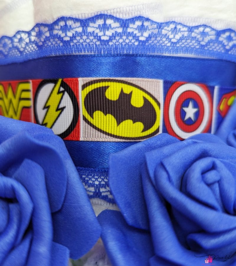 Tumesinine mähkmetort superkangelane Tumesinine mähkmetort superkangelane