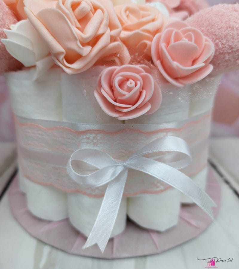 Väike mähkmetort jänkuga Väike mähkmetort jänkuga