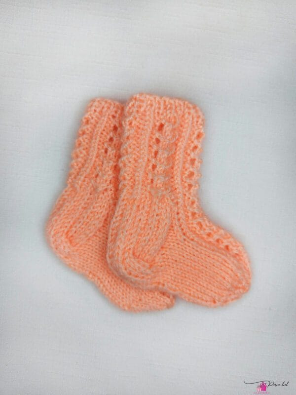 Virsikutooni pitssokid beebile