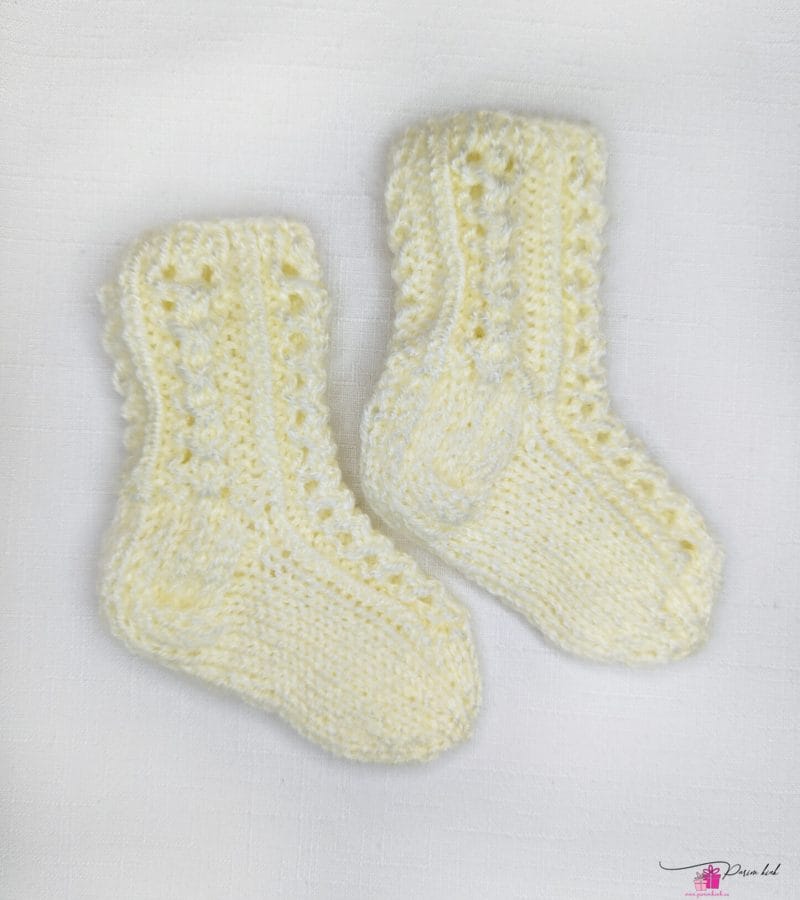 õrnkollased pitssokid beebile õrnkollased pitssokid beebile