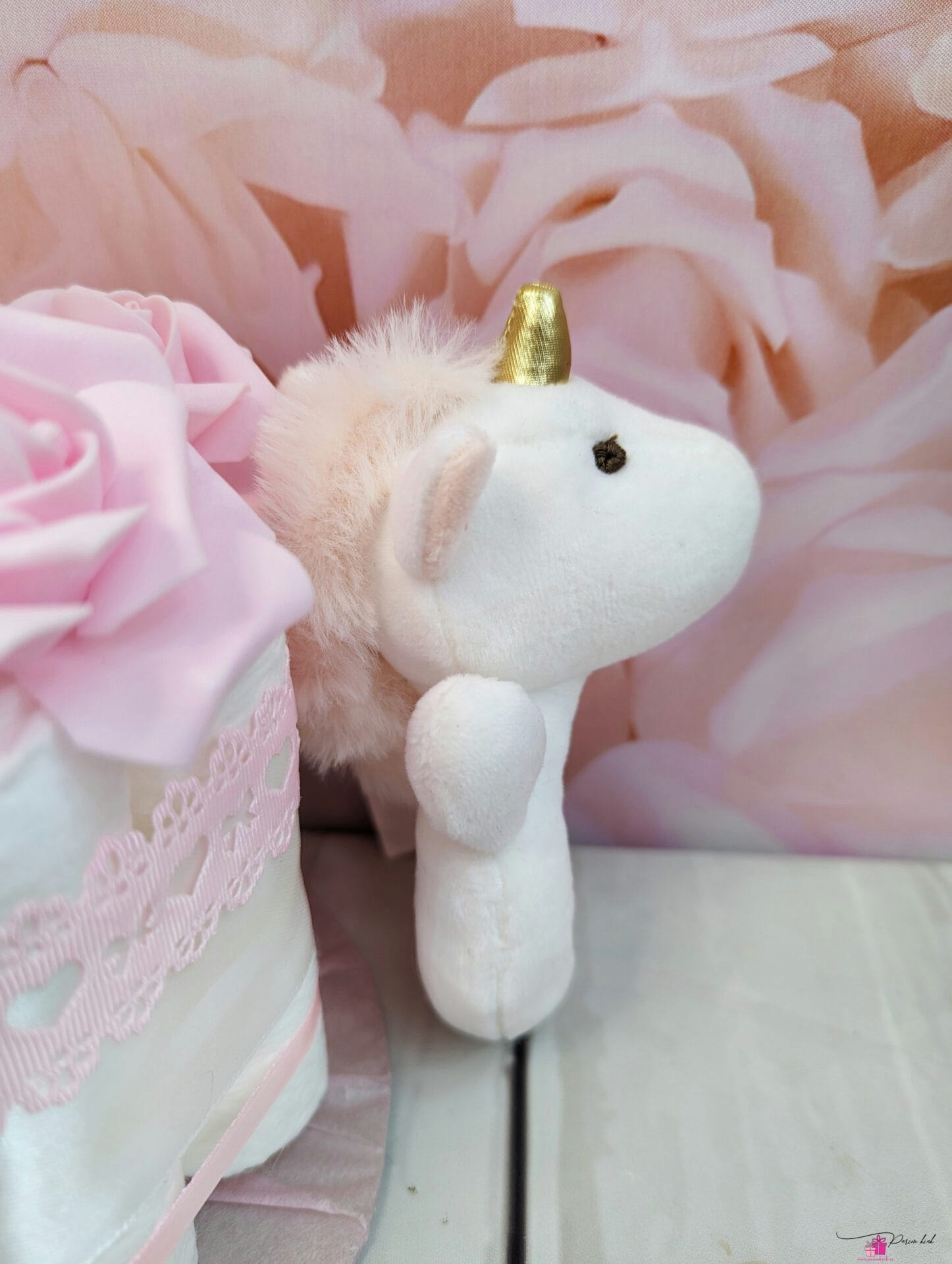 Väike mähkmetort kõristiga 2