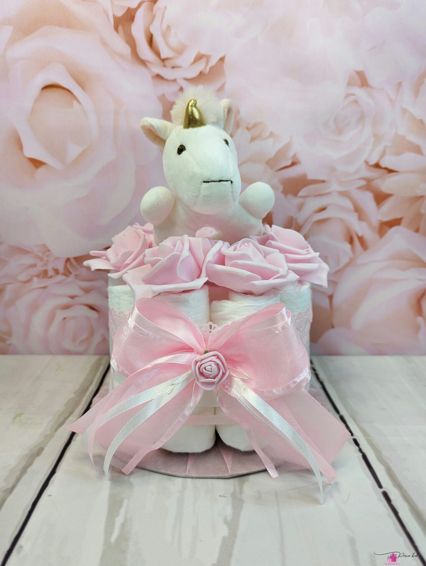 Väike mähkmetort kõristiga