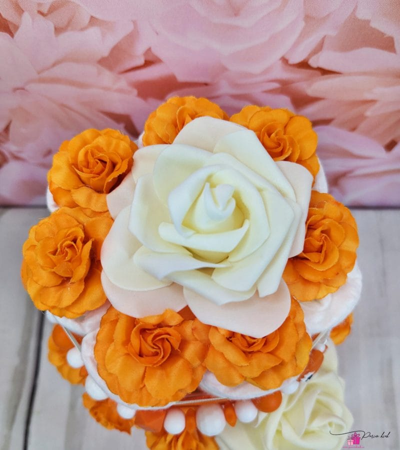 oranz väike mähkmetort lutiketiga oranz väike mähkmetort lutiketiga