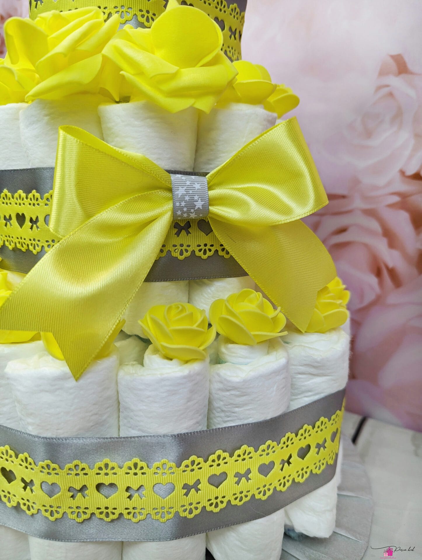 kollane mähkmetort käsitöö lambaga 3