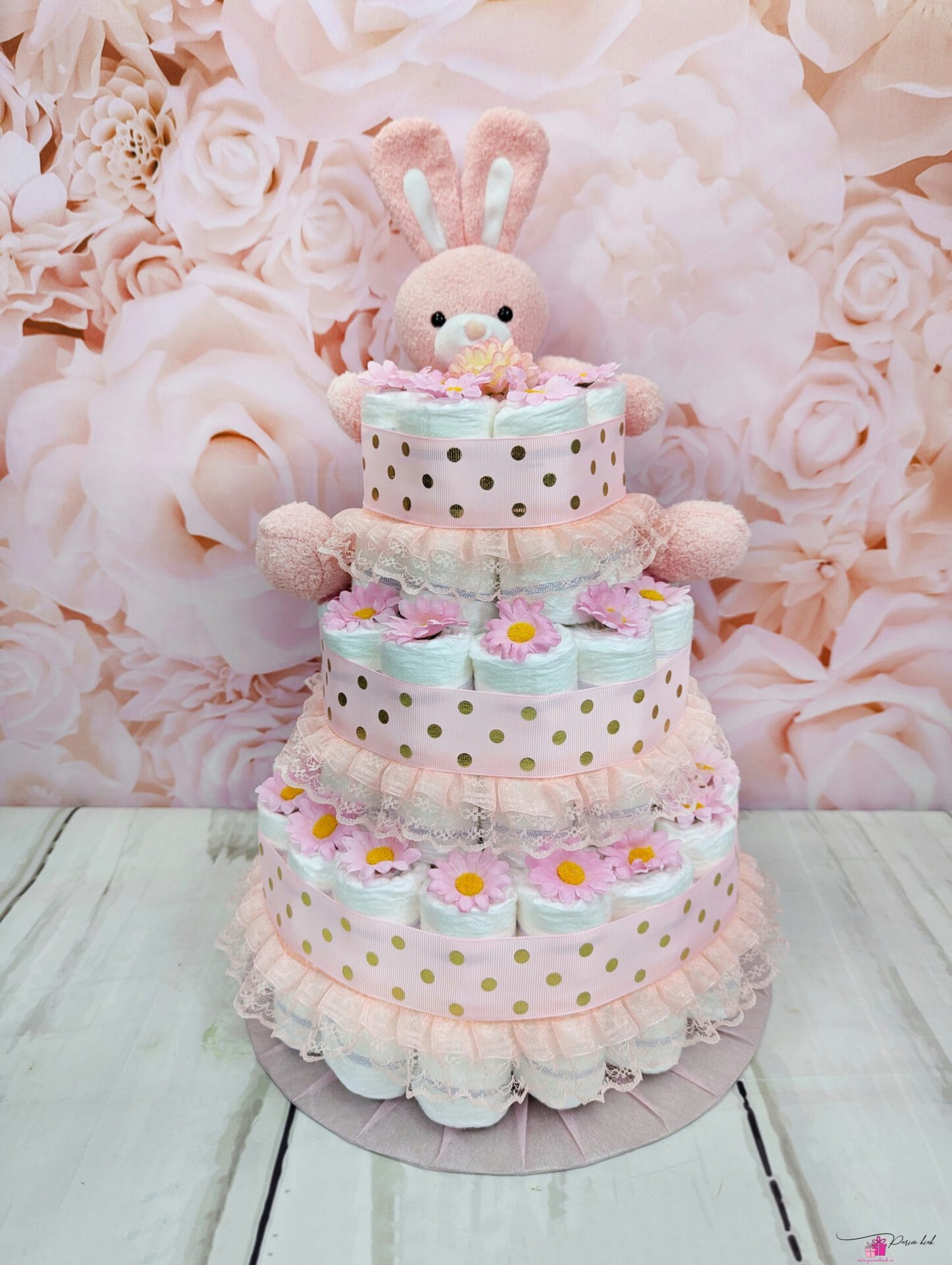 roosa-kuldne mähkmetort jänesega 14