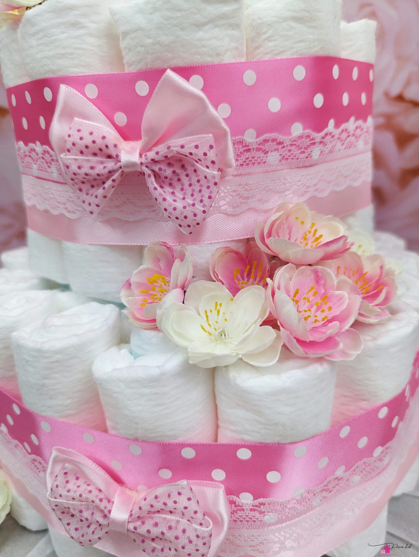 roosa mähkmetort käsitöö draakoniga 4