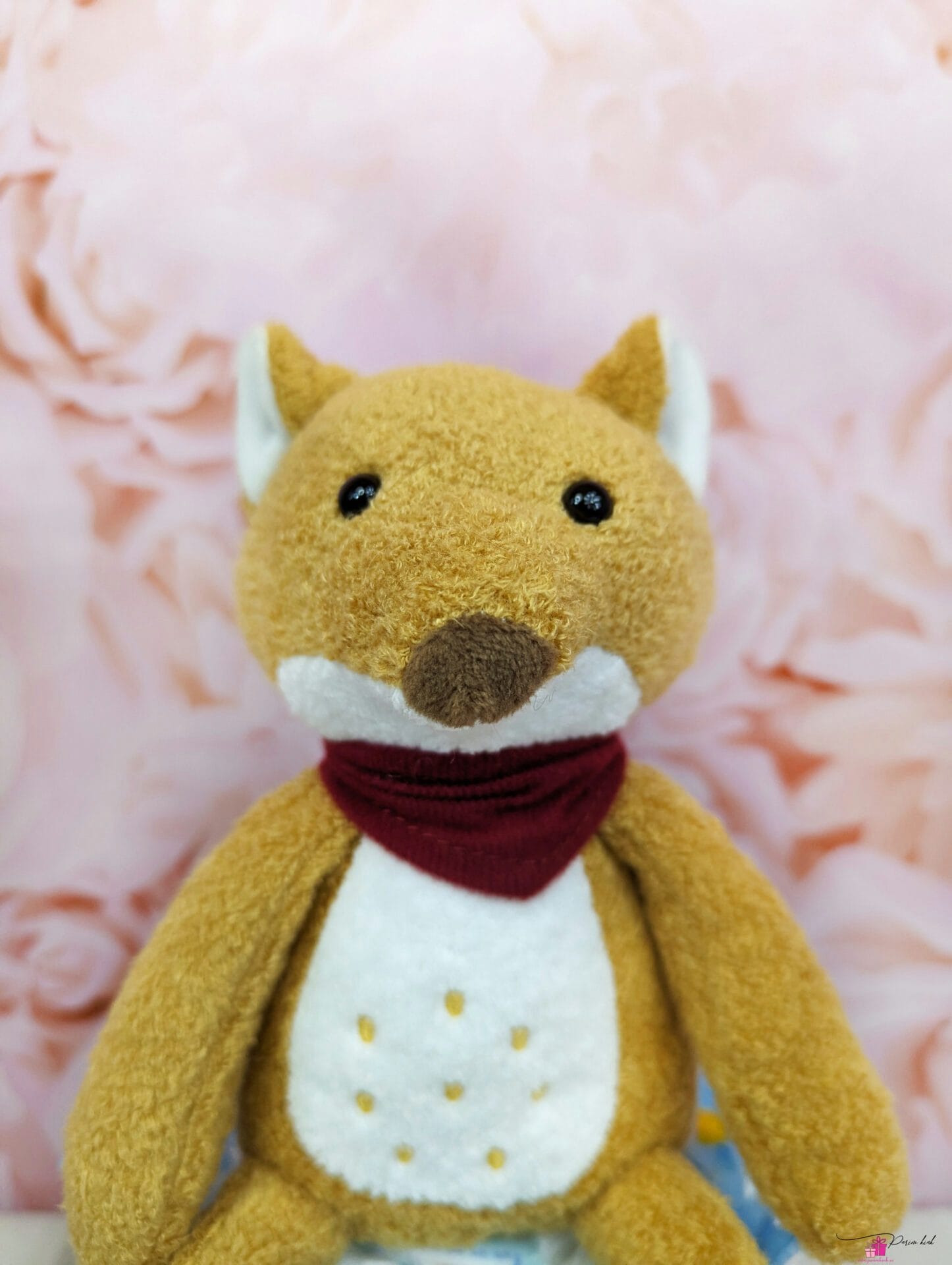 väike mähkmetort rebasega