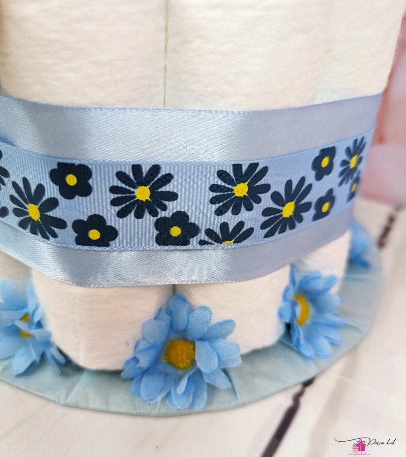 väine sinine mähkmetort rebasega väine sinine mähkmetort rebasega