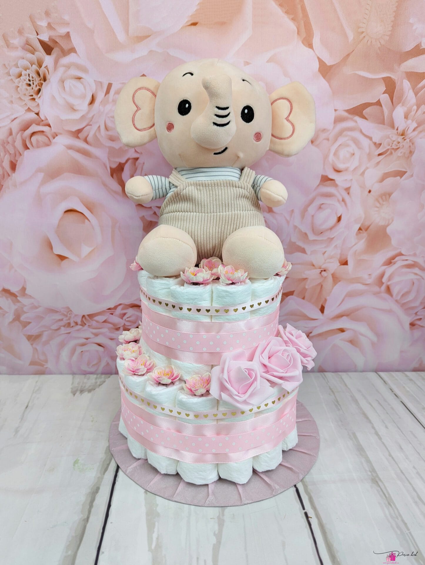 heleroosa mähkmetort elevandiga 3