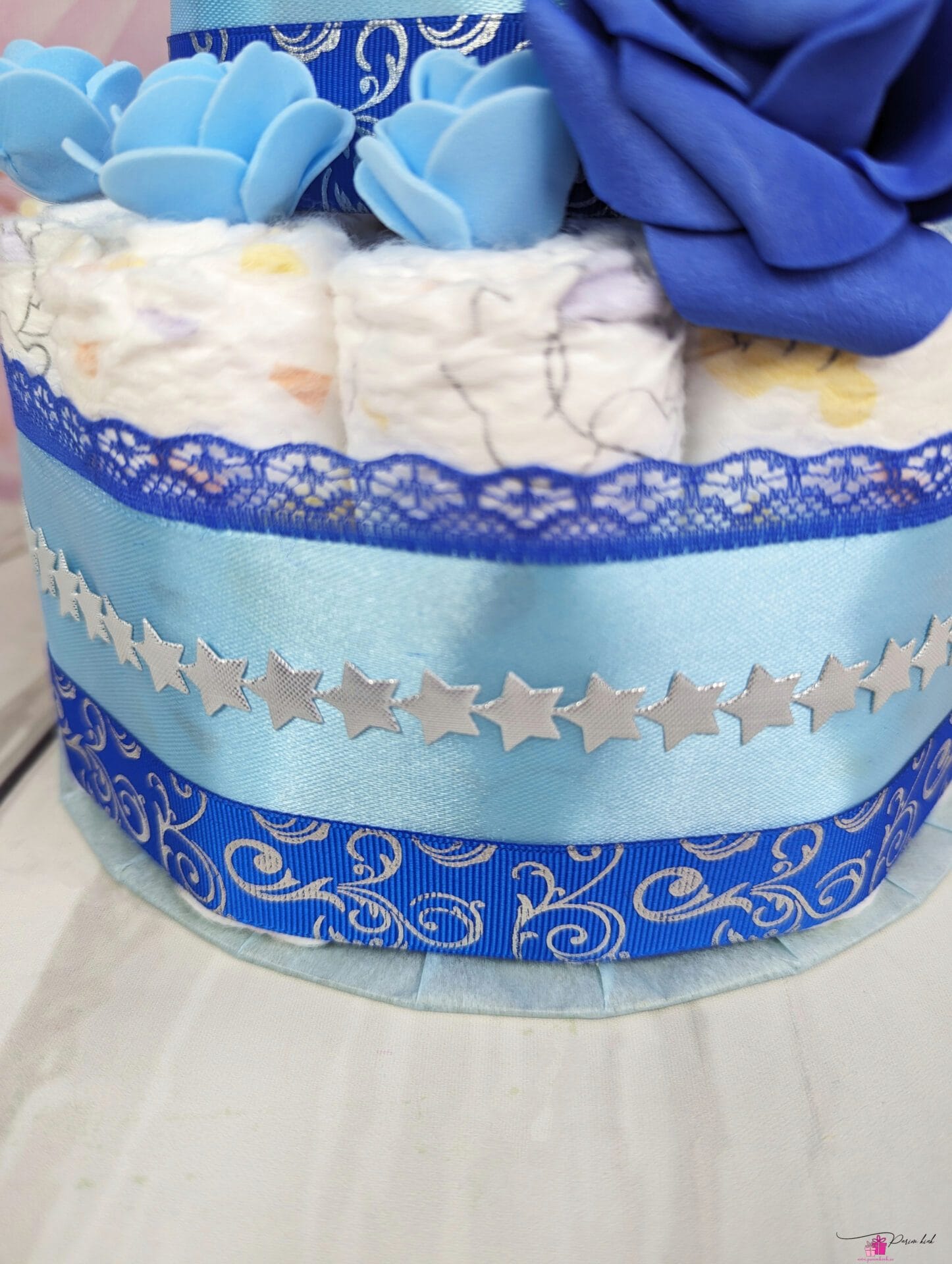 sinine mähkmetort huskyga 2