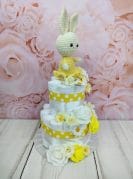 kollane väike mähkmetort amigurumiga 5