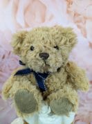 neutraalne mähkmetort karuga