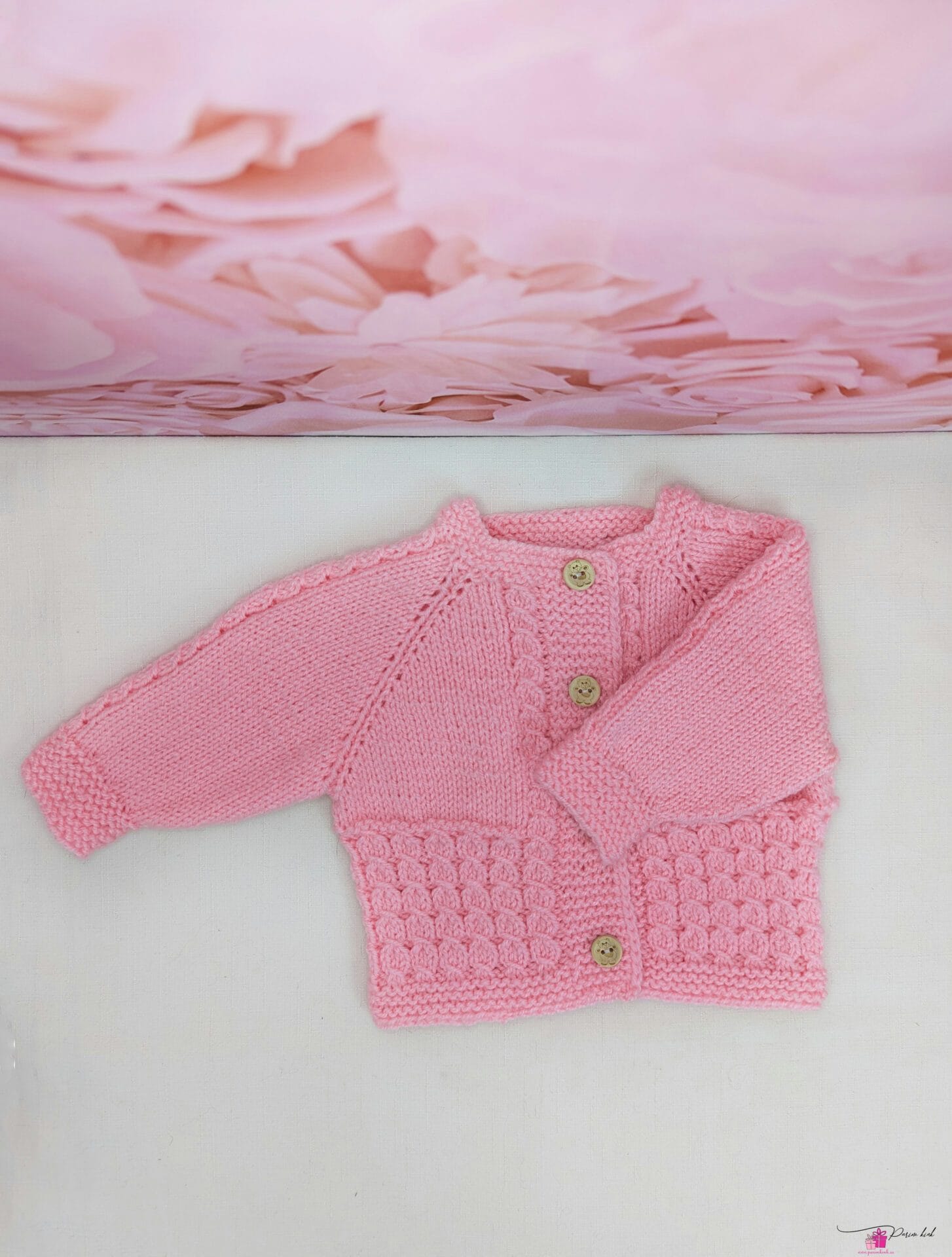 roosa käsitööna kootud kampsun 1