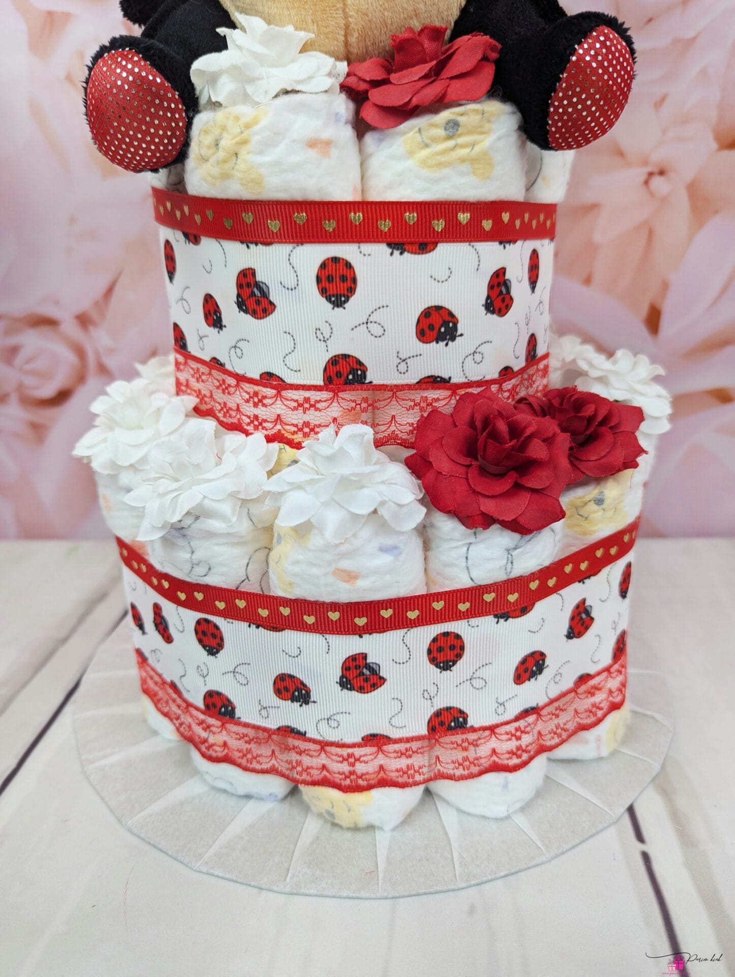 punane väike mähkmetort lepatriinuga 2