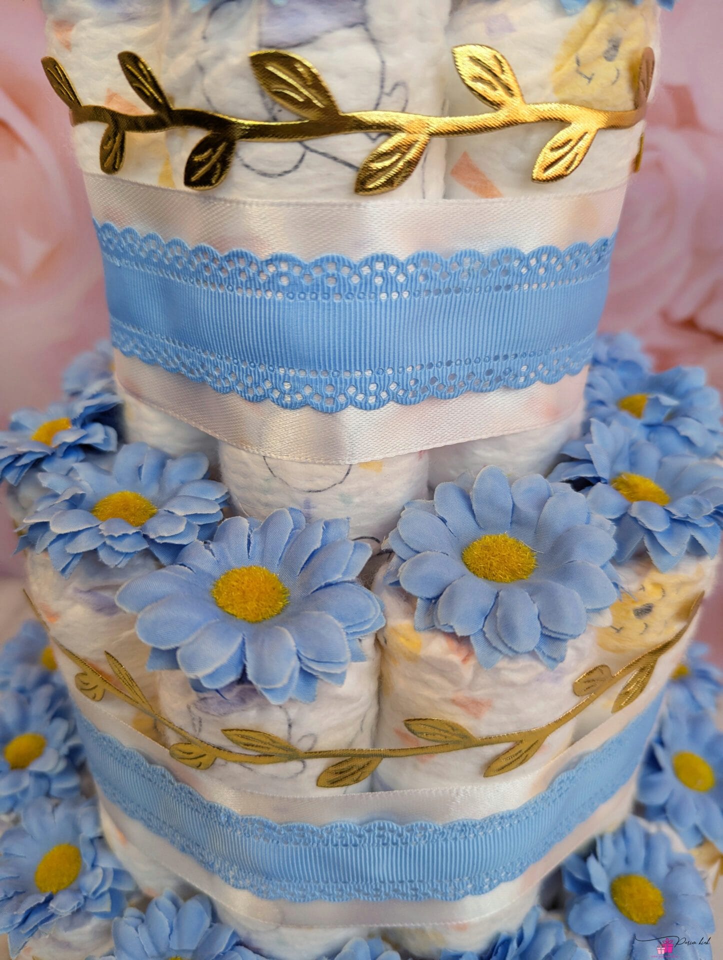 Helesinine mähkmetort amigurumi jänesega 1