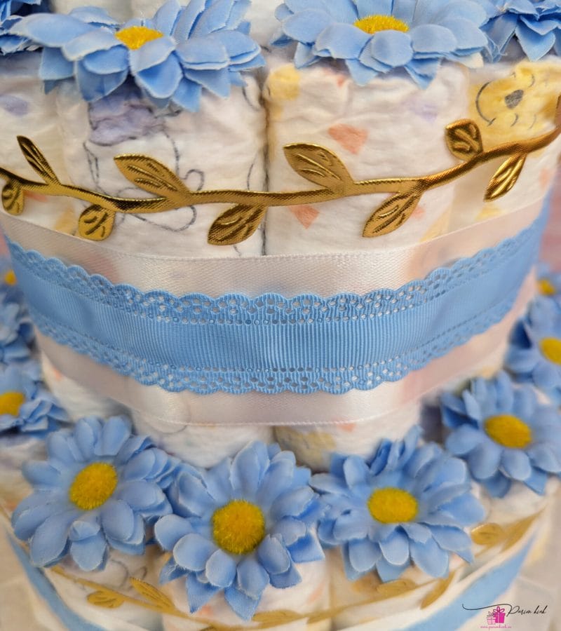 Helesinine mähkmetort amigurumi jänesega 2 Helesinine mähkmetort amigurumi jänesega 2