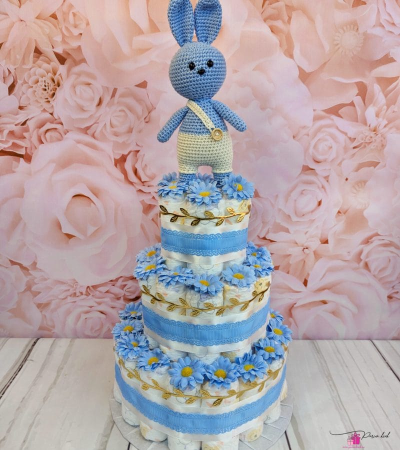 Helesinine mähkmetort amigurumi jänesega 5 Helesinine mähkmetort amigurumi jänesega 5