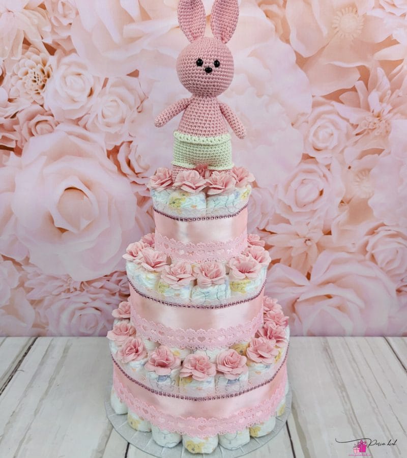 heleroosa mähkmetort amigurumi jänkuga heleroosa mähkmetort amigurumi jänkuga