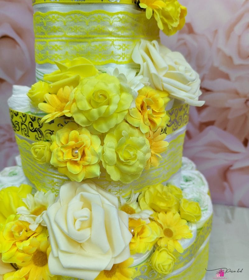 kollane mähkmetort tibu-tibuga kollane mähkmetort tibu-tibuga