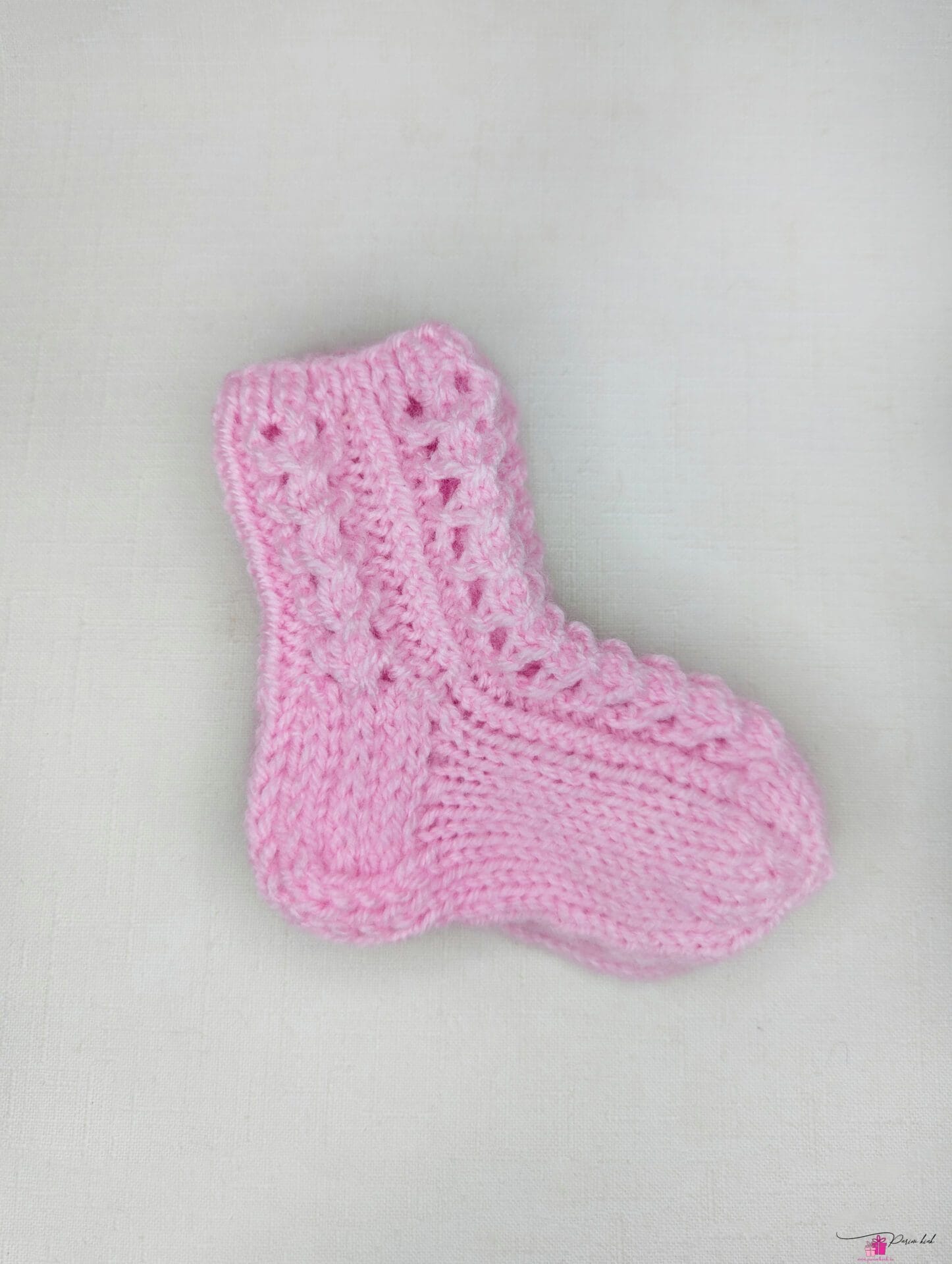 Roosad pitssokid beebile 1