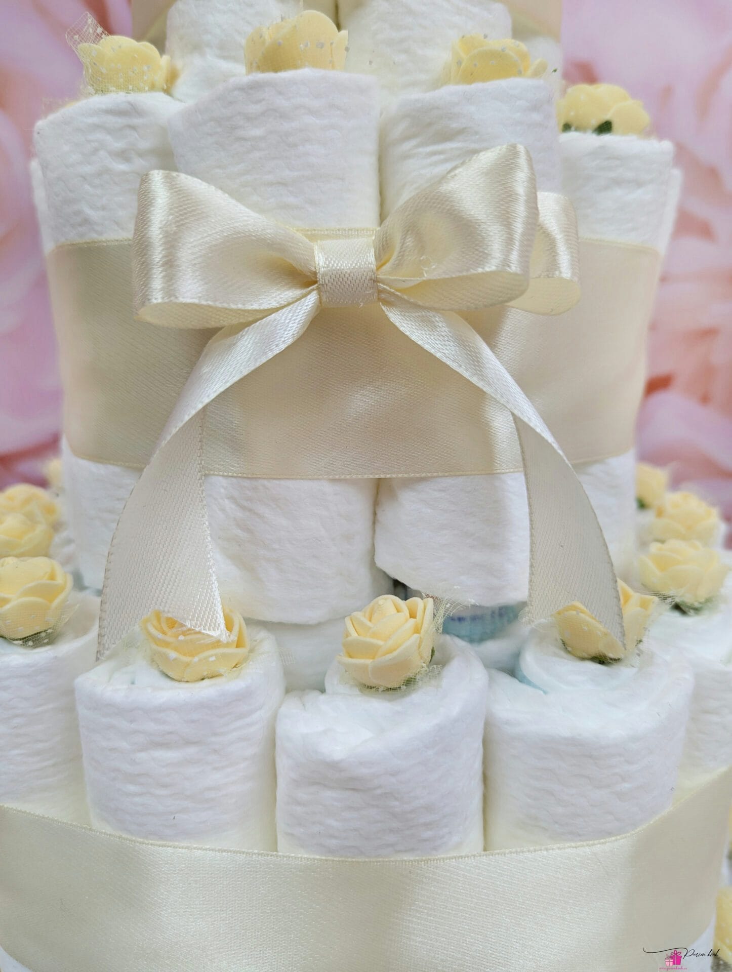 neutraalne mähkmetort närimisleluga 2