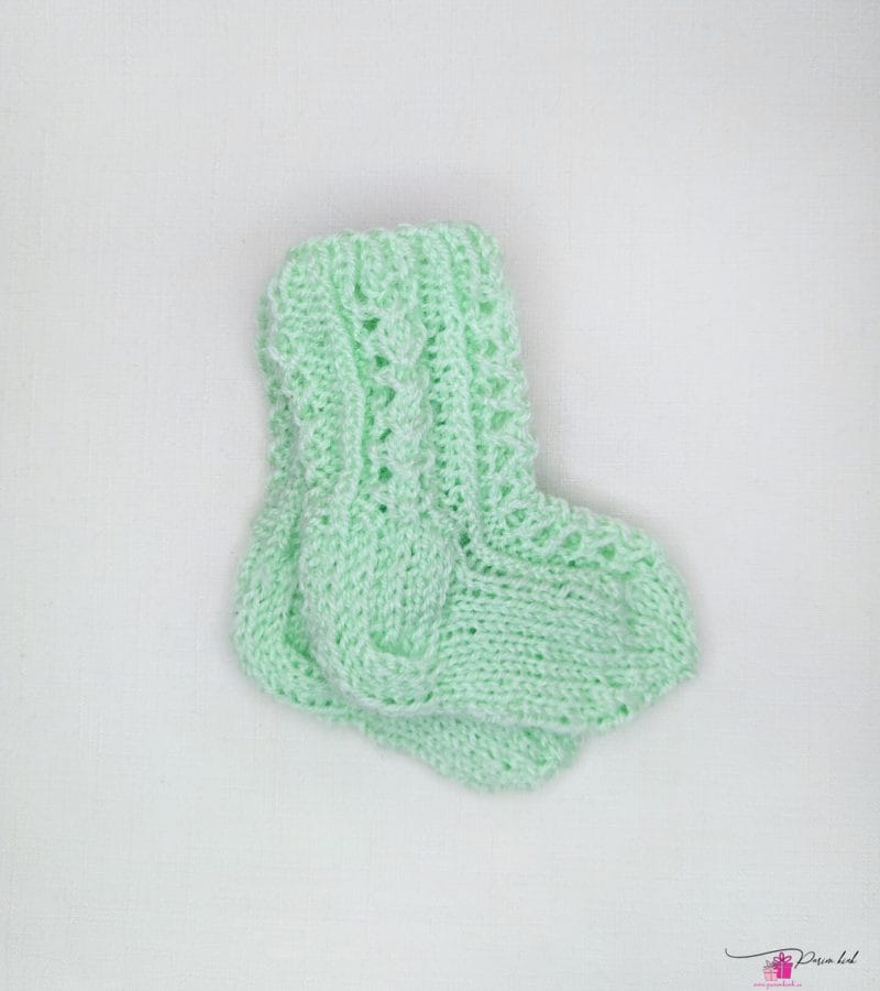 Mündirohelised pitssokid beebile