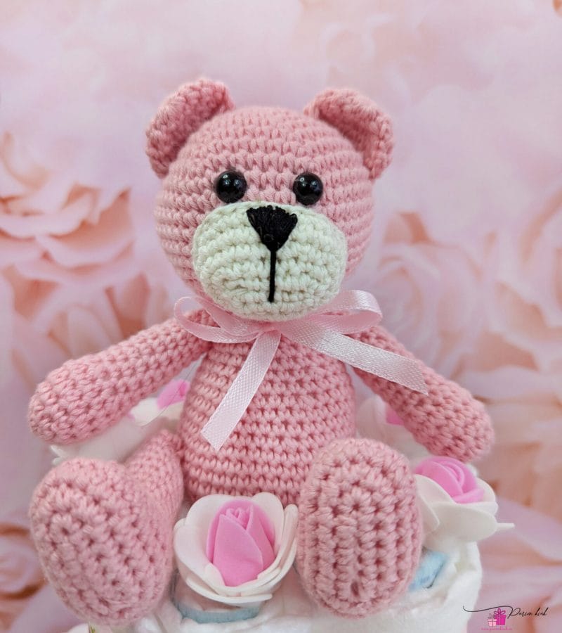 roosa mähkmetort amigurumi karuga 2 roosa mähkmetort amigurumi karuga 2