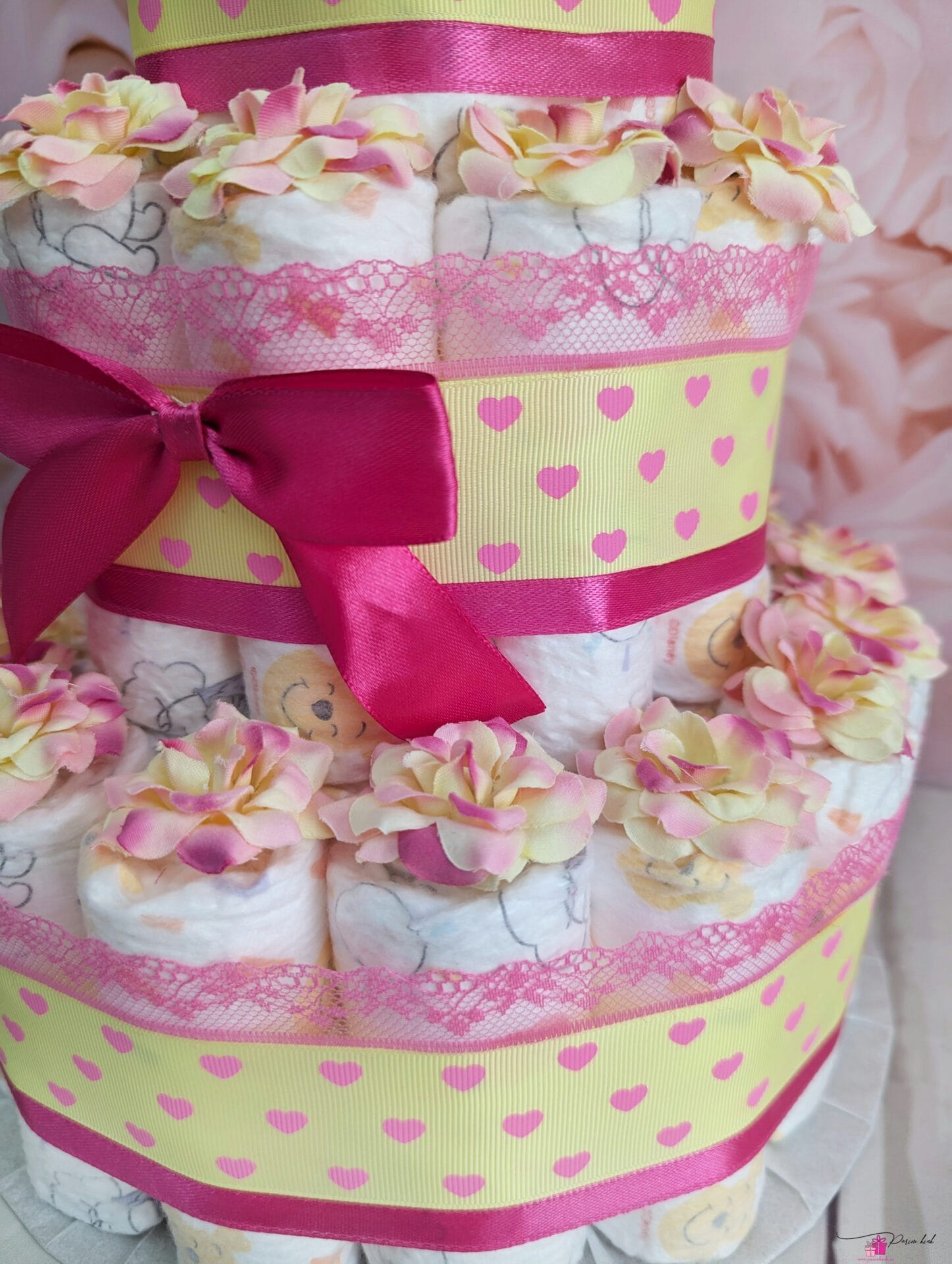 helekollane mähkmetort karuga 1