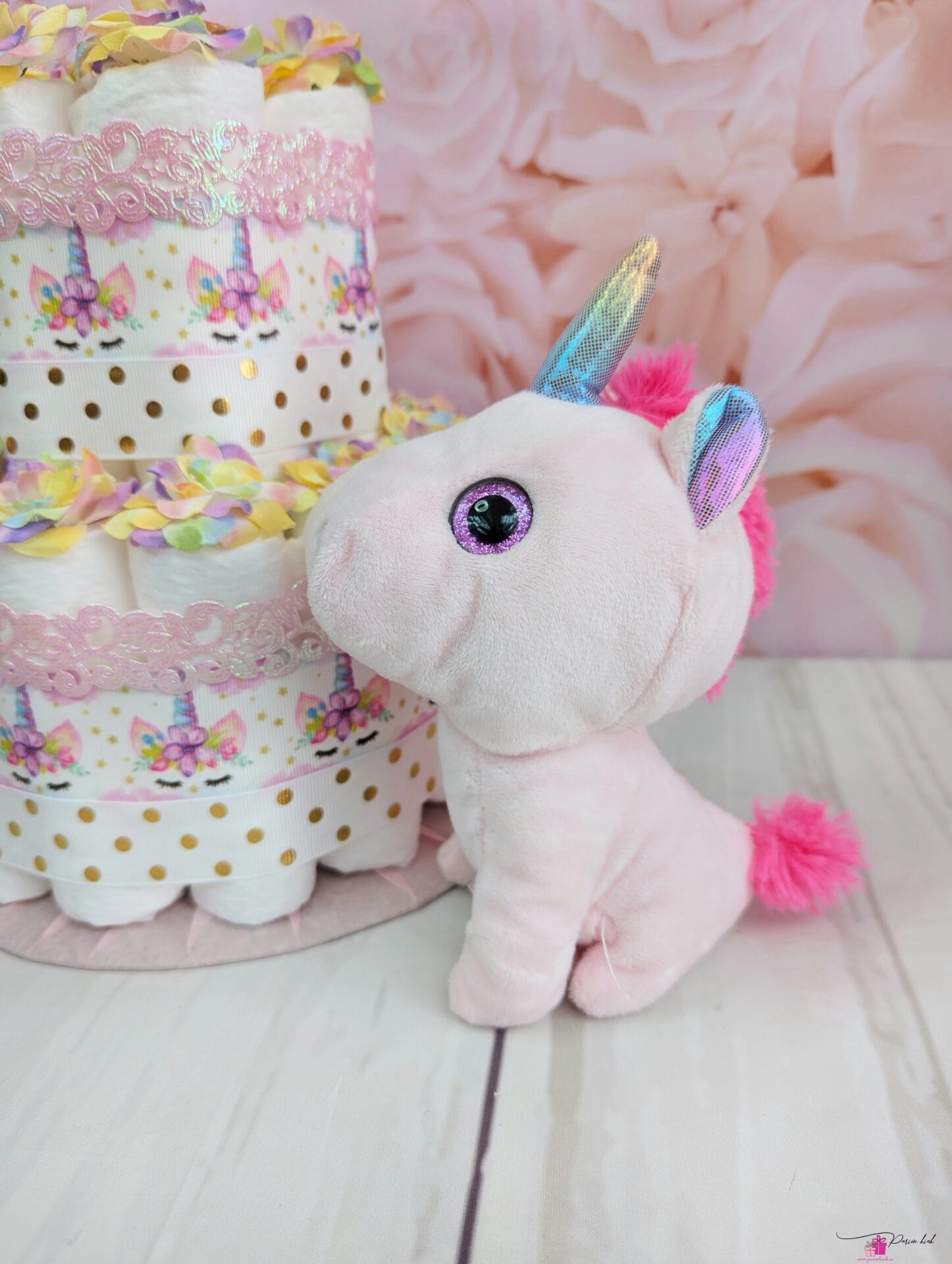 heleroosa mähkmetort ükssarvega 10