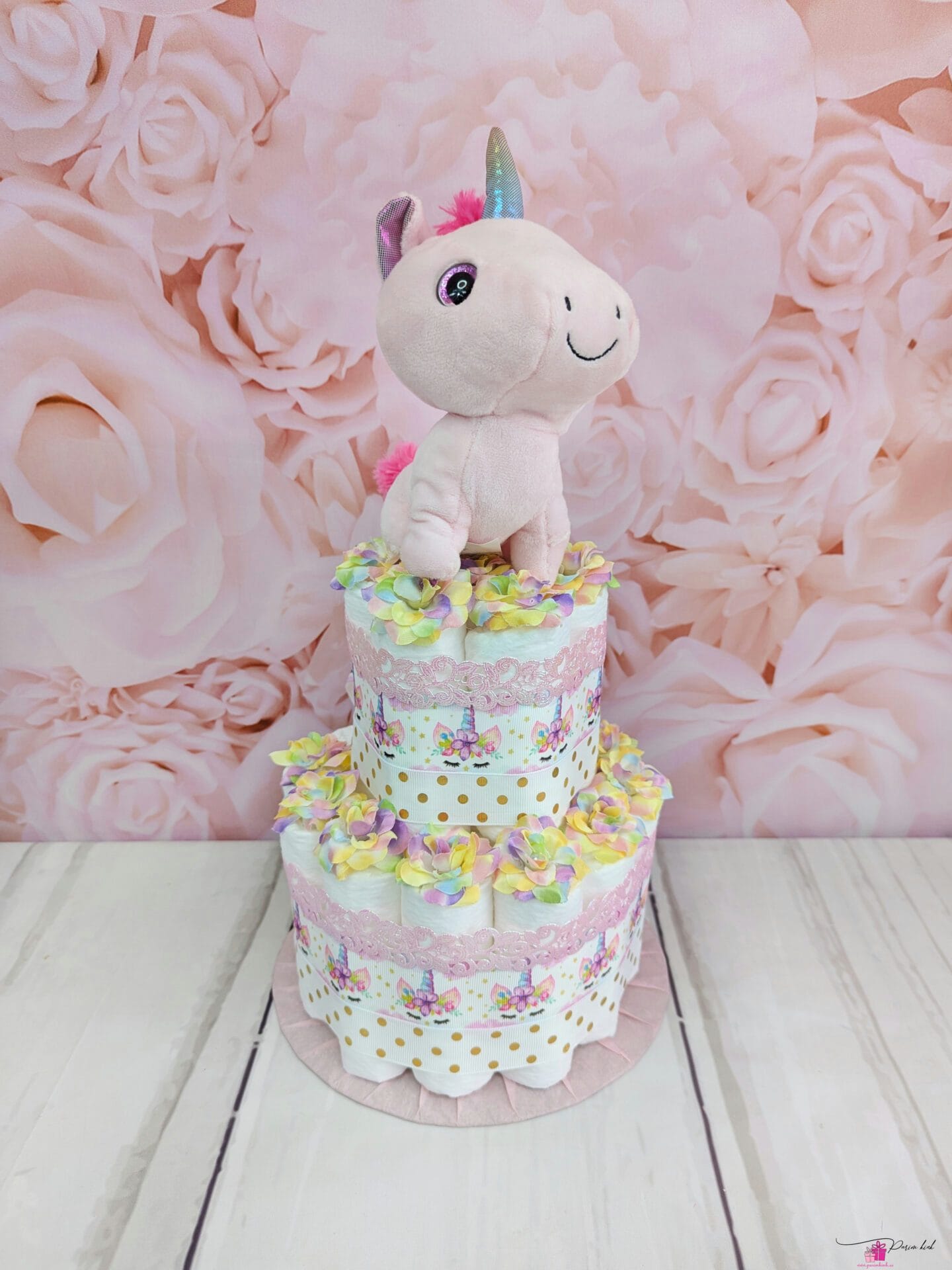 heleroosa mähkmetort ükssarvega 12