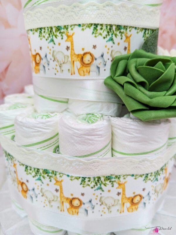 roheline mähkmetort närimisleluga